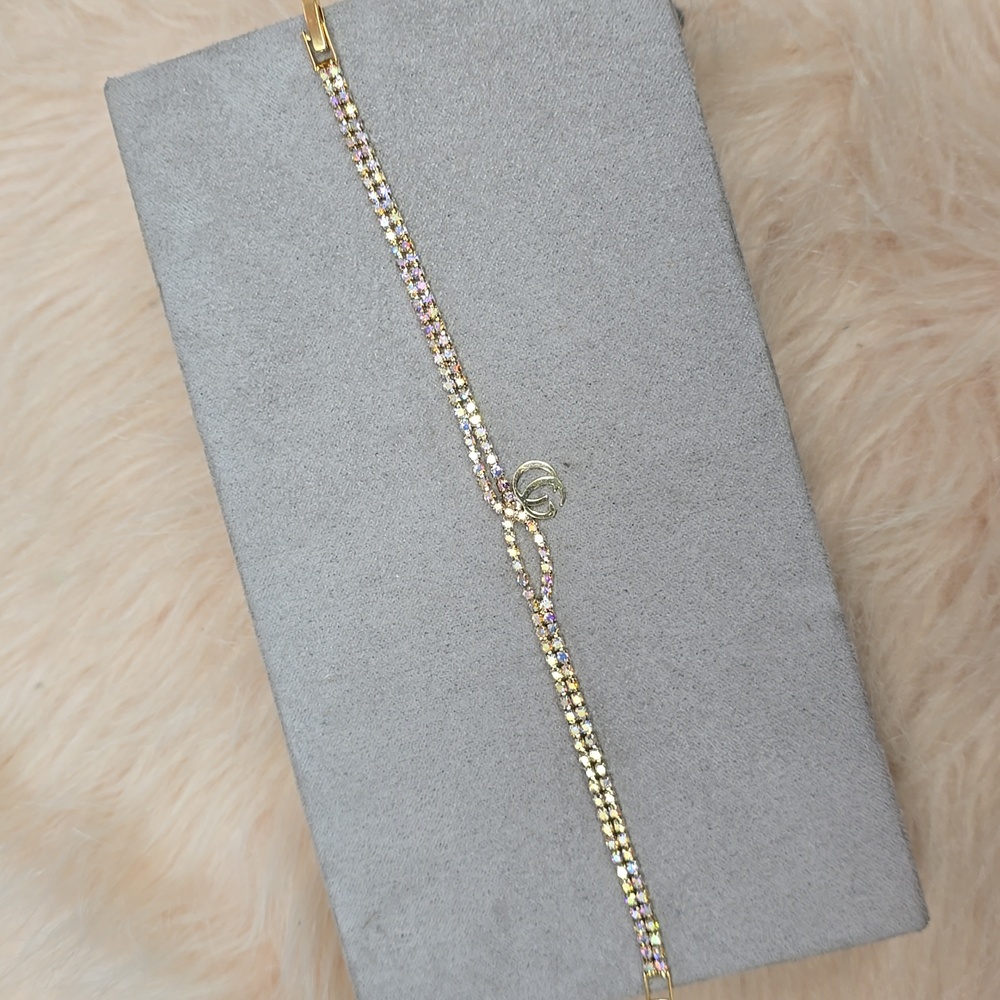 Elegant Gold Bracelet with Multicolor Accents - Picture 3 of 3